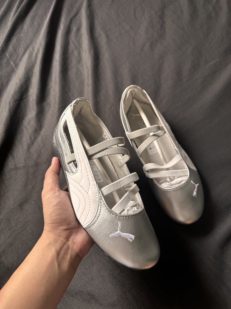 Puma Speedcat Ballet Metallic Silver (Category: Shoe inserts & accessories) located in Roxas City. Submitted by mattandrewadrales1947 (Listing ID 1467611277, Image 1). Description: For Sale Speedcat Ballet Metallic Silver Brandnew Rfs: Wrong size Issue : Box.