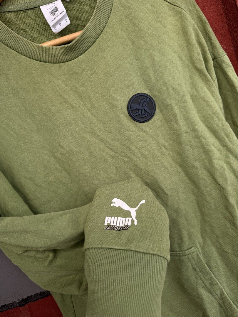 Puma x Santa Cruz (Category: Coats, Jackets and Outerwear) located in Baguio. Submitted by mardimercredi14 (Listing ID 1467643082, Image 2). Description: 🔥 Puma x Santa Cruz Dimensions: 22.5*28 Condition: excellent Color Rate: 9 ❌ none.