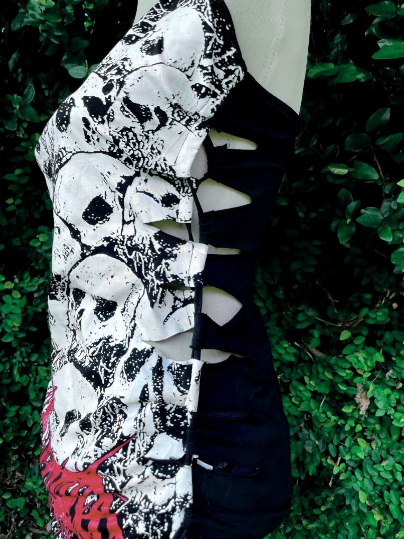 Punk Goth Style Halter Mini Dress (Category: Sleeveless) located in Los Banos. Submitted by nicot_nit (Listing ID 1467780279, Image 3). Description: mine ₱1150 (OR DROP YOUR BEST OFFER)❗ +sf 23x15 xs (adjustable, up to large size) 10/10 no issues click or slides each photos for any flaws n other details, dm me or comment to purchase n other details📩.