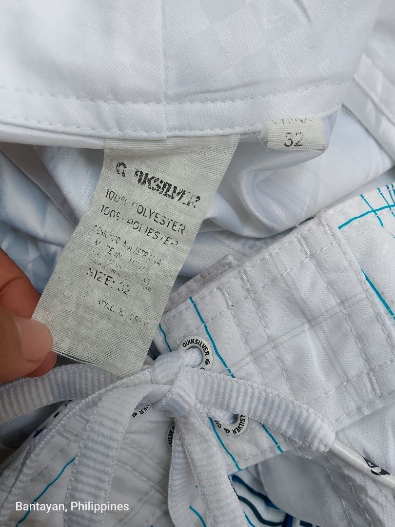 Quicksilver boardshort (Category: Swim Trunks & Board Shorts) located in Bantayan. Submitted by rare.palautog (Listing ID 1467652323, Image 3). Description: Quicksilver boardshort Size 30-32 Length 21 Leg open 12 Issue stain 550 free SF📩 Cebu location 📌.