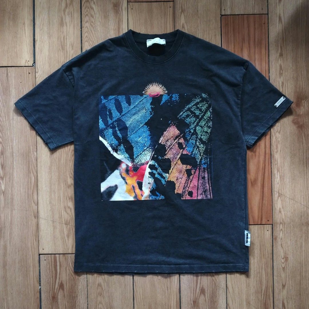 R69 Tee (Category: Tshirts & Polo Shirts ) located in Manila. Submitted by thriftinefolife (Listing ID 1467793109, Image 1). Description: Excellent Condition.
