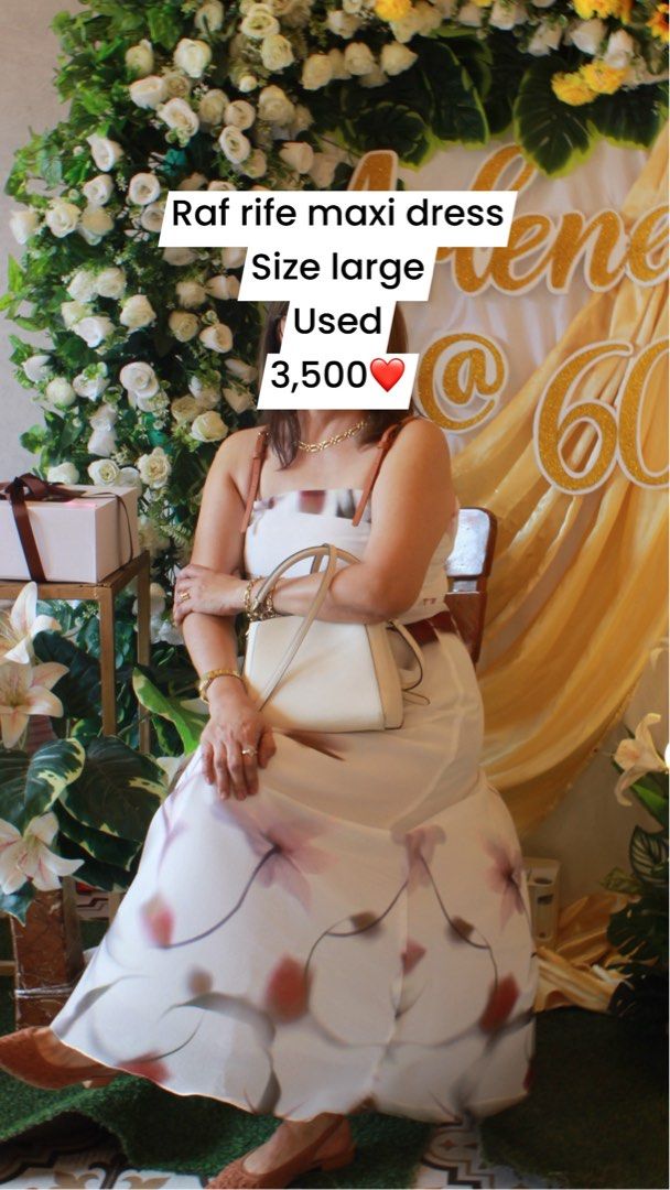 Raf rife maxi dress large (Category: Dresses) located in Calamba. Submitted by zarahzion (Listing ID 1467672531, Image 1). Description: Raf rife maxi dress Size large Used 3,500❤️.