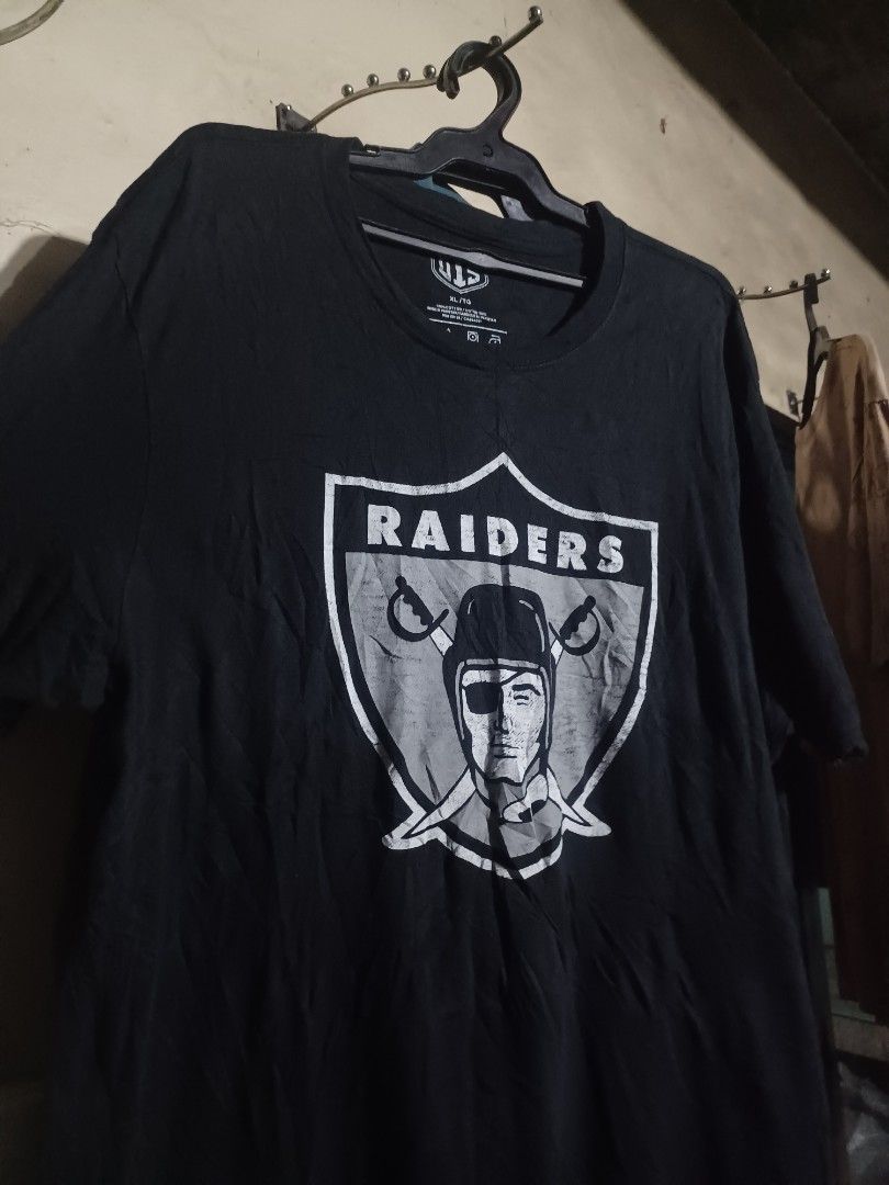 RAIDERS SHIRT (Category: Tshirts & Polo Shirts ) located in Cauayan City . Submitted by cuzthriftshop (Listing ID 1467687794, Image 1). Description: no issue need wash size XL on tag.