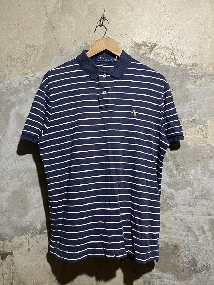 RALPH LAUREN (Category: Tshirts & Polo Shirts ) located in Davao. Submitted by rylthriftz12 (Listing ID 1467737238, Image 1). Description: NEED WASH GOOD FADE SA NECK.