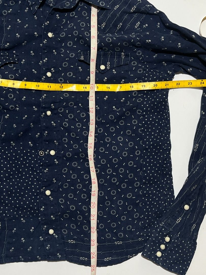 Ralph Lauren Boro Patchwork Western Shirt (Category: Tshirts & Polo Shirts ) located in Makati City. Submitted by astraeus720 (Listing ID 1467622678, Image 3). Description: Pit: 21.5" Width: 25".