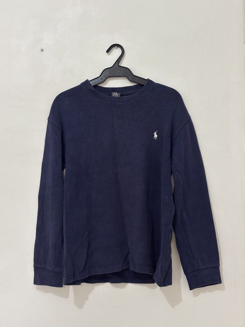 Ralph Lauren Navy Blue Sweater (Category: Coats, Jackets and Outerwear) located in Quezon City. Submitted by chrissie__ (Listing ID 1467692160, Image 2). Description: ▪️Thrifted ▪️Thick Cotton ▪️ Well-used.