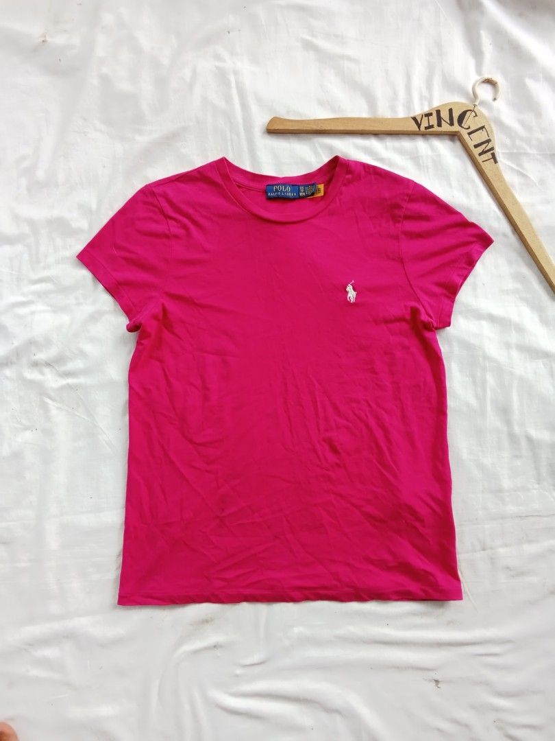 RALPH LAUREN WOMENS (Category: Activewear) located in Cebu City. Submitted by canumay_vincent123 (Listing ID 1467665864, Image 2). Description: RL WOMENS SHORT SLEEVE SHIRT AUTHENTICATED GOOD AS NEW CONDITION 10X10 COLORATE 16X20 DIMENSION NO ANY ISSUE 489 ADD SF LOCATION CEBU.