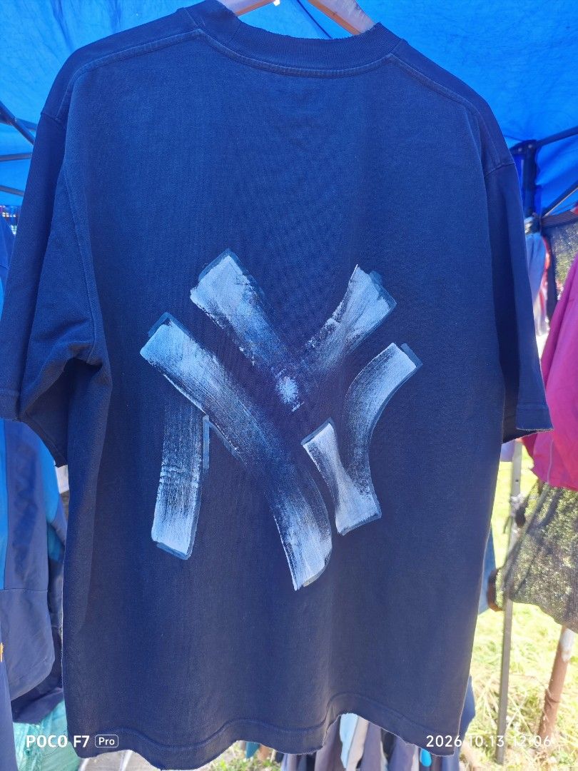 Random graphic t-shirts (Category: Activewear) located in Mexico. Submitted by josephnuqui1980 (Listing ID 1467657669, Image 2). Description: .