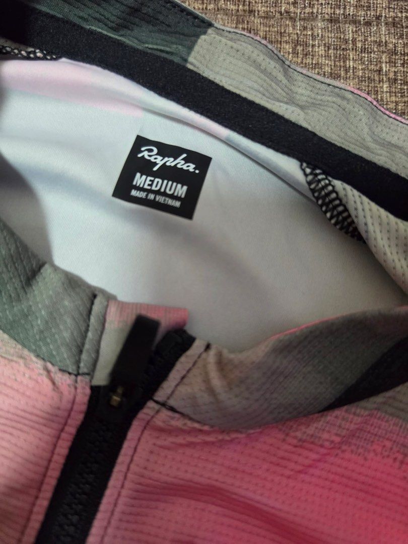 Rapha cycling jersey (Category: Activewear) located in Pasig City. Submitted by chamoisee (Listing ID 1467837726, Image 3). Description: Rapha cycling jersey In good condition without any issues size medium on tag DM FOR FASTER TRANSACTION 📩.
