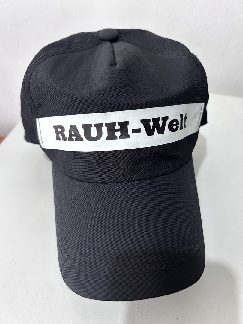 RAUH-Welt Cap (Category: Caps & Hats) located in Cainta. Submitted by mimidiva (Listing ID 1467743557, Image 1). Description: RAUH-Welt Cap Color - Black Adjustable strapback closure with RWB label Made in Korea Cainta Location .