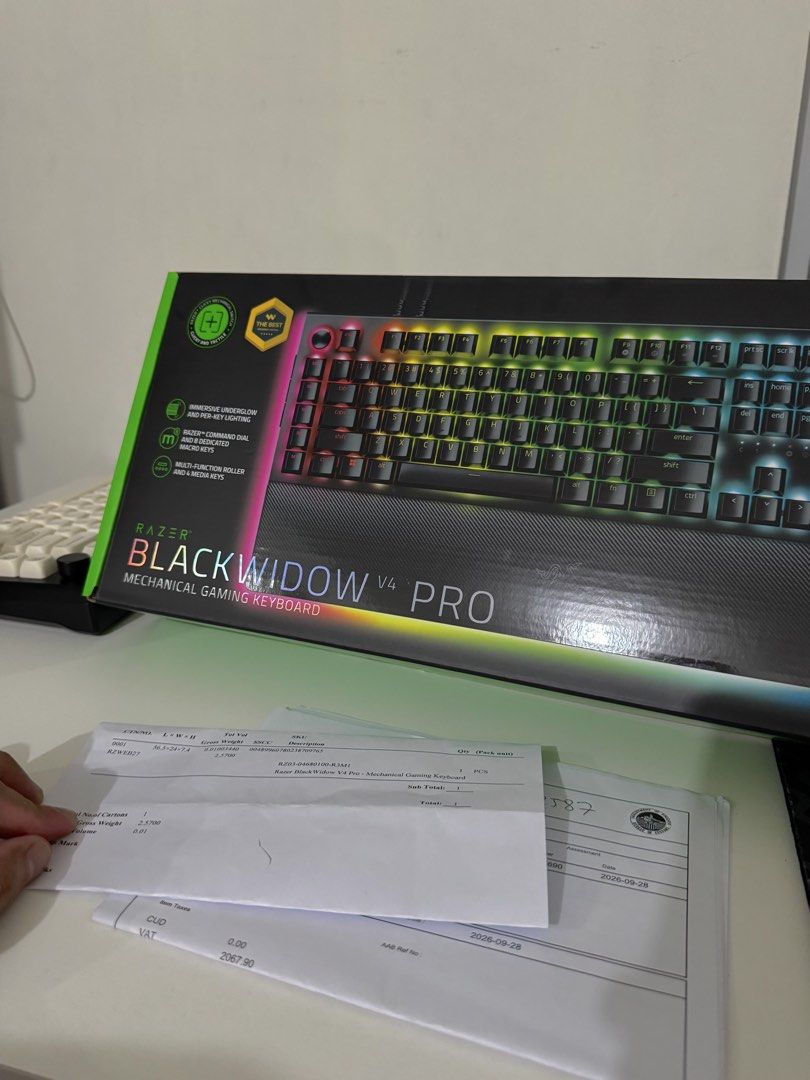 Razer BlackWidow V4 Pro Mechanical Gaming Keyboard (Category: Computer Keyboard) located in Pasig City. Submitted by rapcollects (Listing ID 1467738618, Image 2). Description: - Brand new & unopened -offer me negotiable - bought for 14k with receipt location: santolan, pasig city (meetup/lalamove).