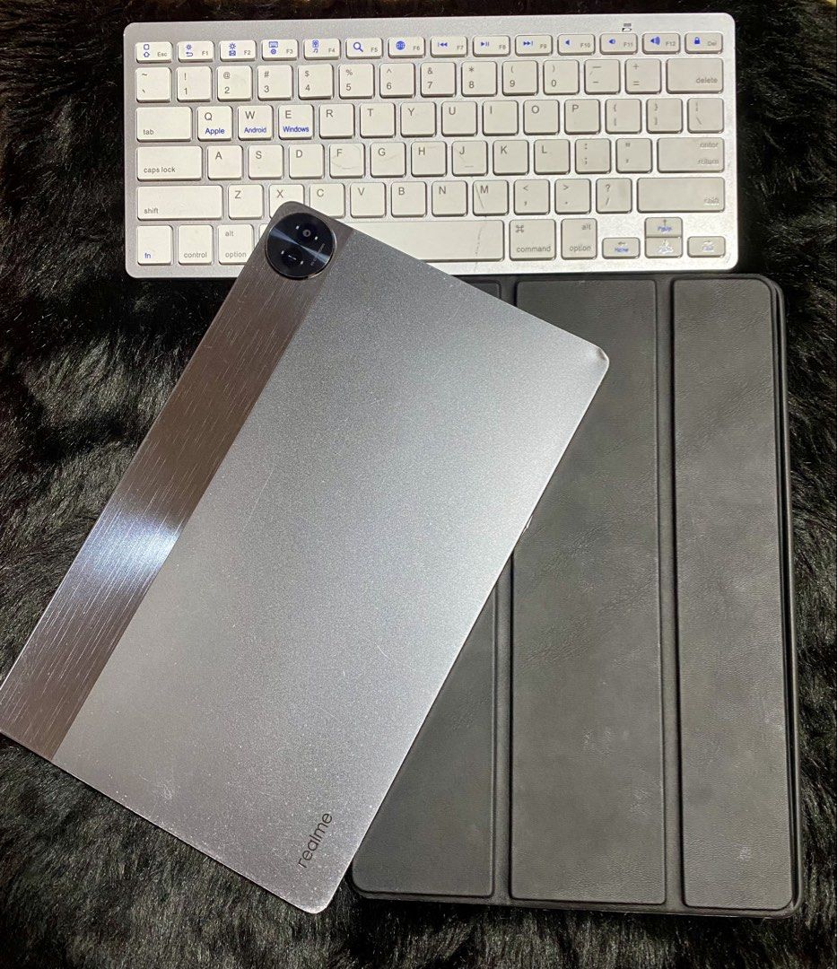 REALME PAD 2 256GB (Category: Android) located in Castillejos. Submitted by aprilynreyes_061123 (Listing ID 1467730015, Image 2). Description: FOR SALE‼️ 📱REALME PAD 2 256GB + FREE CASE! 🔥 💰 PRICE: ₱8,000 Looking for a budget-friendly tablet for online classes, entertainment, work, or everyday use? This might be the one for you! ✨ 📌 UNIT DETAILS: ✅ Realme Pad 2 ✅ 256GB Storage ✅ 8GB RAM + 8GB Dynamic RAM ✅ MediaTek Helio G99 Octa-Core Process