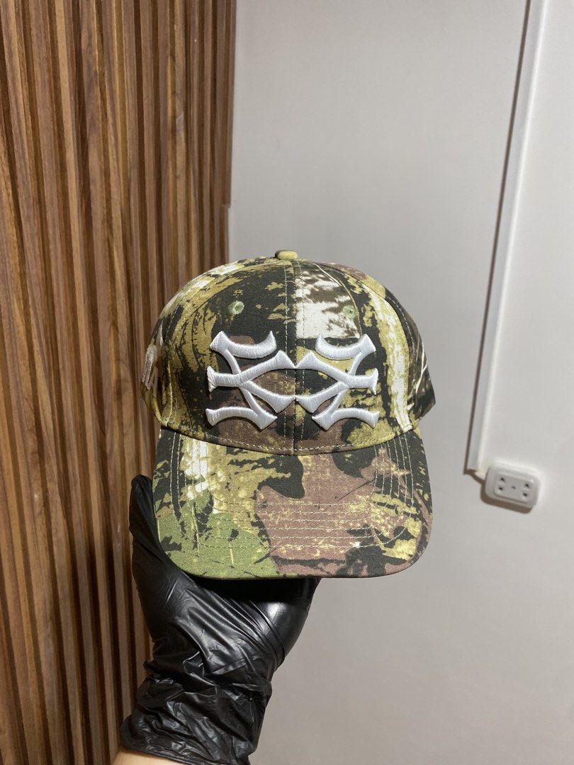 RealTree Camo Hat Custom White Embroidery (Category: Caps & Hats) located in Caloocan City. Submitted by heatedcaps4425 (Listing ID 1467802548, Image 1). Description: - Authentic Realtree camouflage cap - Stylish custom white embroidery logo on the front - Adjustable strapback closure with Realtree branding - Clean white inner sweatband and crisp brim stitching - Versatile accessory for streetwear or outdoor activities.