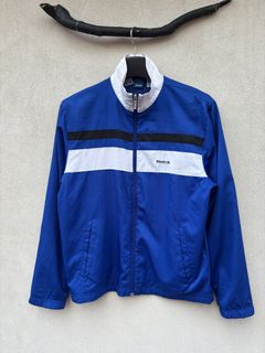 (Category: ) located in . Submitted by thrift.ed2023 (Listing ID 1467680141, Image 1). Description: .