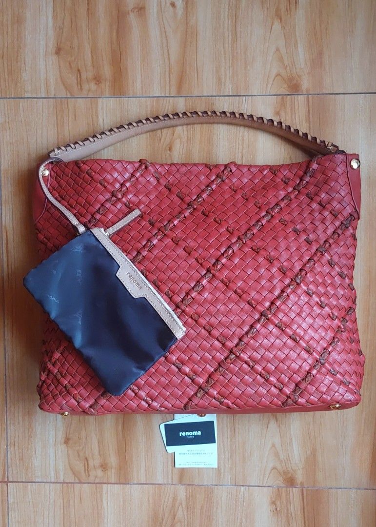 Renoma Woven Hobo bag (Category: Luxury Bags & Wallets) located in Davao. Submitted by wengbagstuff (Listing ID 1467722329, Image 2). Description: ✅️ genuine leather ✅️ almost new condition ✅️ woven hobo style in red color ✅️ semi-large size with wallet attached ✅️ sturdy .