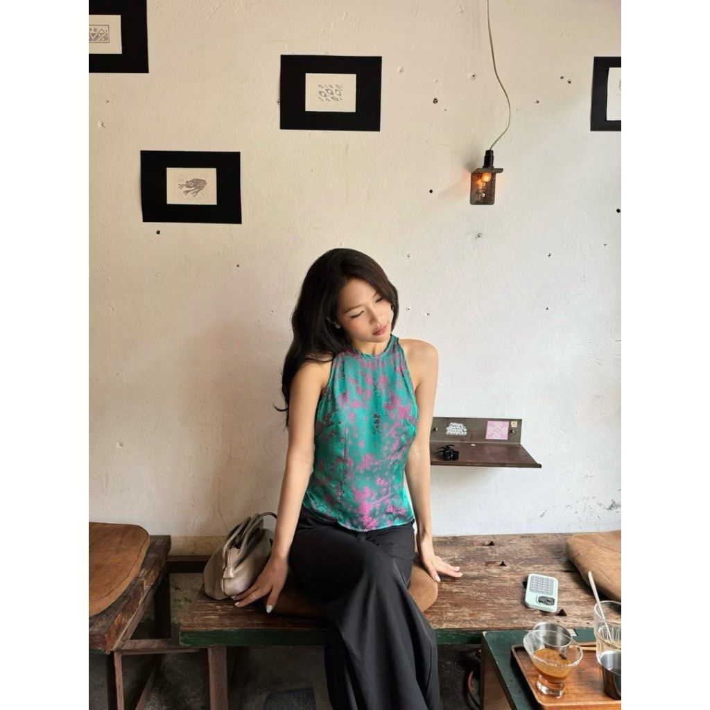 [RENT] Satin Top (Category: Sleeveless) located in Manila. Submitted by prixo_btg_ (Listing ID 1467754634, Image 2). Description: - Color & Print: Green satin with a pink floral pattern - Rent: 350; Deposit: 500 - Best fit Bust 34-36 .