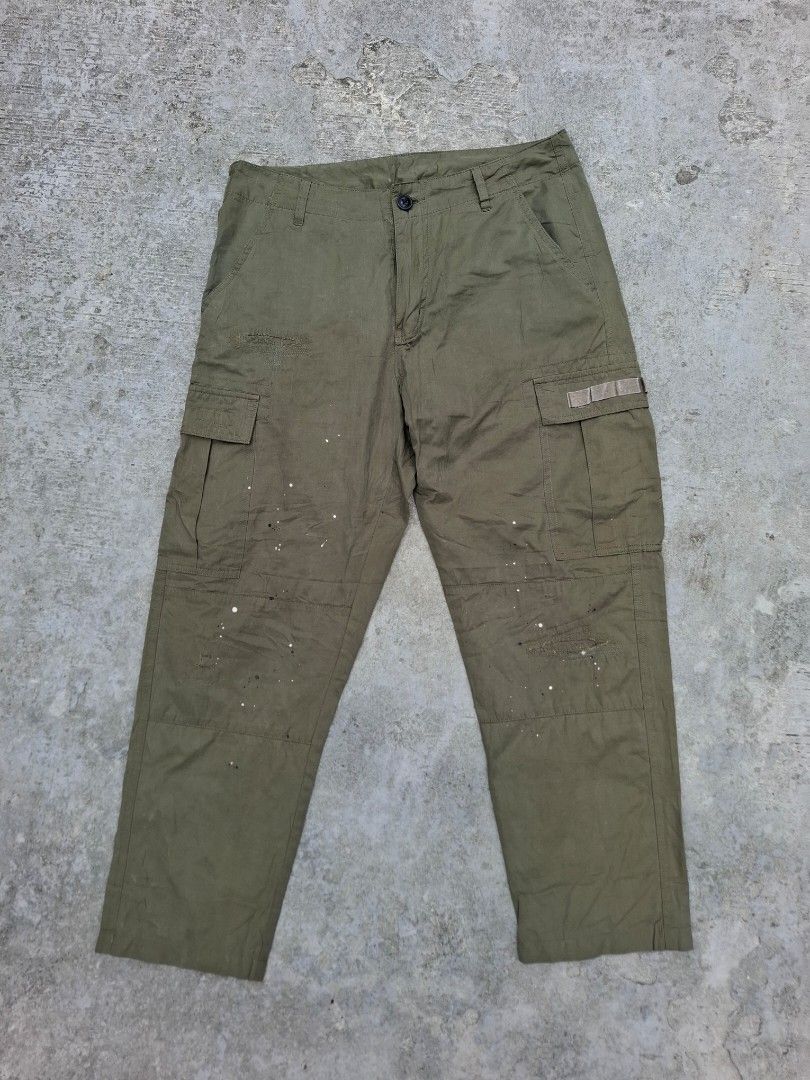 REPUTATION Paint Splattered/Repaired Distressed Military Pant (Category: Chinos) located in Iloilo. Submitted by mnky.bsns03 (Listing ID 1467747751, Image 1). Description: 9.5/10 Color rate No issues 36 Waistline 41 Length 14.5 Thigh 8.5 Leg Opening.