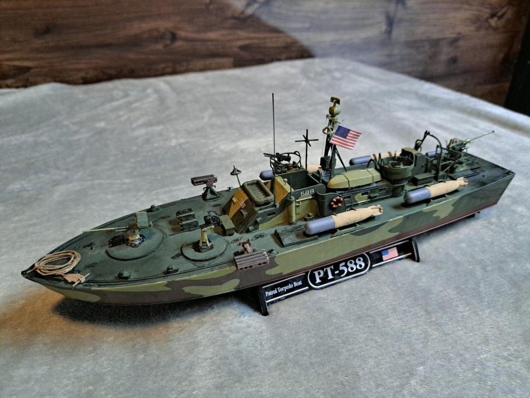 Revell PT boat (Category: Gundam & Model Kits) located in Antipolo. Submitted by janusram (Listing ID 1467628452, Image 2). Description: Revell PT boat WWII 1/72 scale 1500 php build model already missing 1 blade sa elesi lalamove delivery.