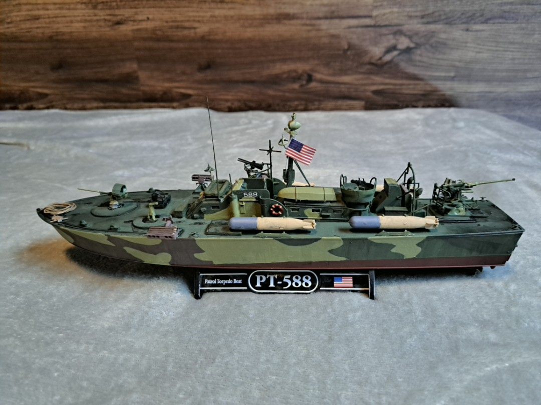 Revell PT boat (Category: Gundam & Model Kits) located in Antipolo. Submitted by janusram (Listing ID 1467628452, Image 1). Description: Revell PT boat WWII 1/72 scale 1500 php build model already missing 1 blade sa elesi lalamove delivery.