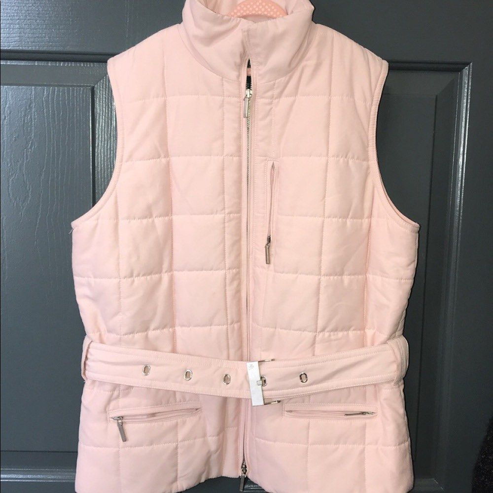 RL puffer vest (Category: Coats, Jackets and Outerwear) located in Bulacan. Submitted by betterbuysmanila (Listing ID 1467693631, Image 1). Description: Brand new iwrh tags.