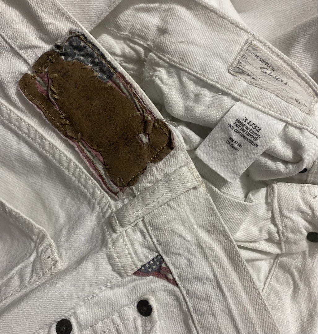 RL white jeans (Category: Jeans) located in Mandaluyong City. Submitted by aiztyle (Listing ID 1467666528, Image 3). Description: Denim & Supply RL Size 31/32 on tag Measurement: Waist: 31”-32” Length: 42” Super SALE Php500.00 only.