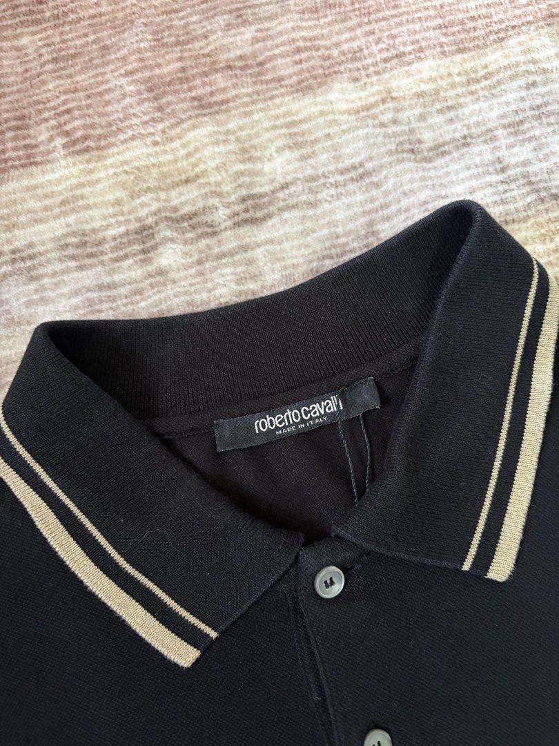 Roberto Cavalli Logo Poloshirt (Category: Tshirts & Polo Shirts ) located in Antipolo. Submitted by thearchivesproject (Listing ID 1467649621, Image 3). Description: 21.5 width 26 length.