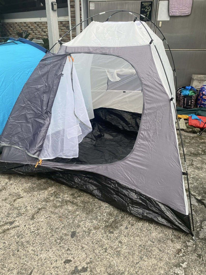 Rocktrail Grey and White Dome Tent (Category: Hiking & Camping) located in Manila. Submitted by markhie22 (Listing ID 1467768396, Image 1). Description: Rocktrail tent in grey and white. Mesh inner layer to keep bugs out. Includes outer rainfly for weather protection. Packs down into its own carrying bag with handles. Easy to transport for camping trips, festivals, or weekend getaways outdoors..