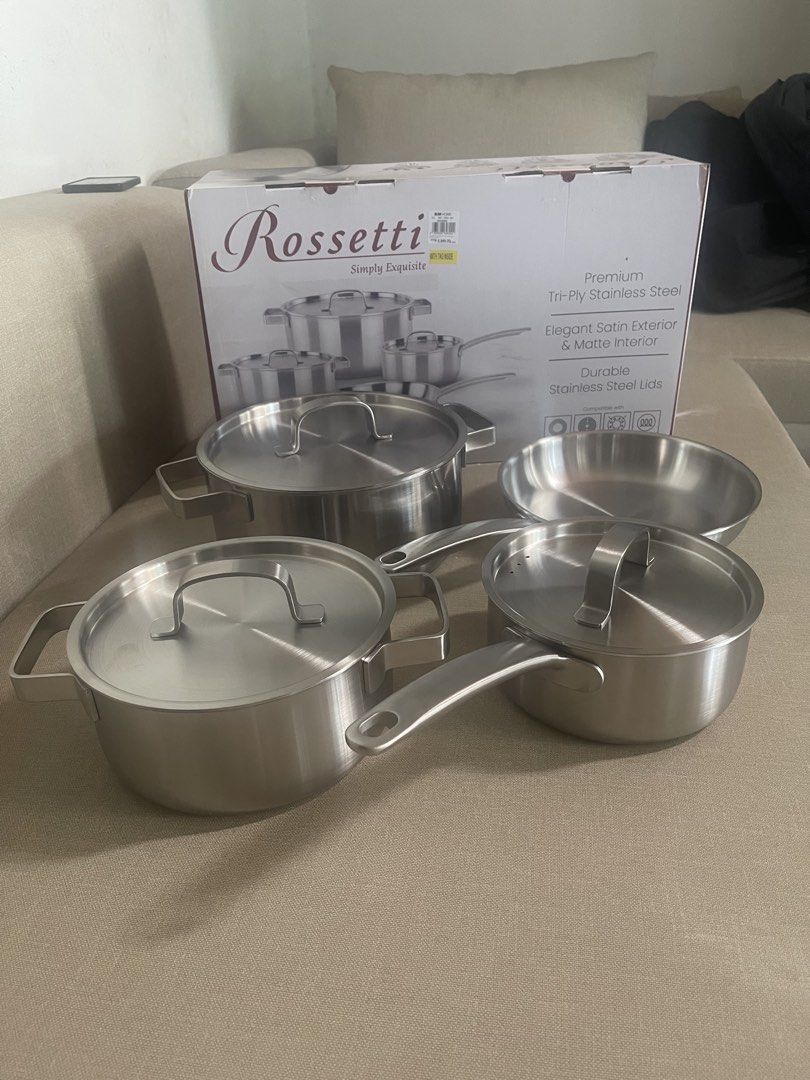 Rossetti Altheus Set (Category: Cookware & Accessories) located in Cavite. Submitted by lalavs08 (Listing ID 1467722697, Image 1). Description: Brand New Rossetti Altheus Original Price:8,999 7pc Cookware Set Sauce Pot 24cm Sauce Pot 20cm sauce Pan 18cm Fry pan 24cm.