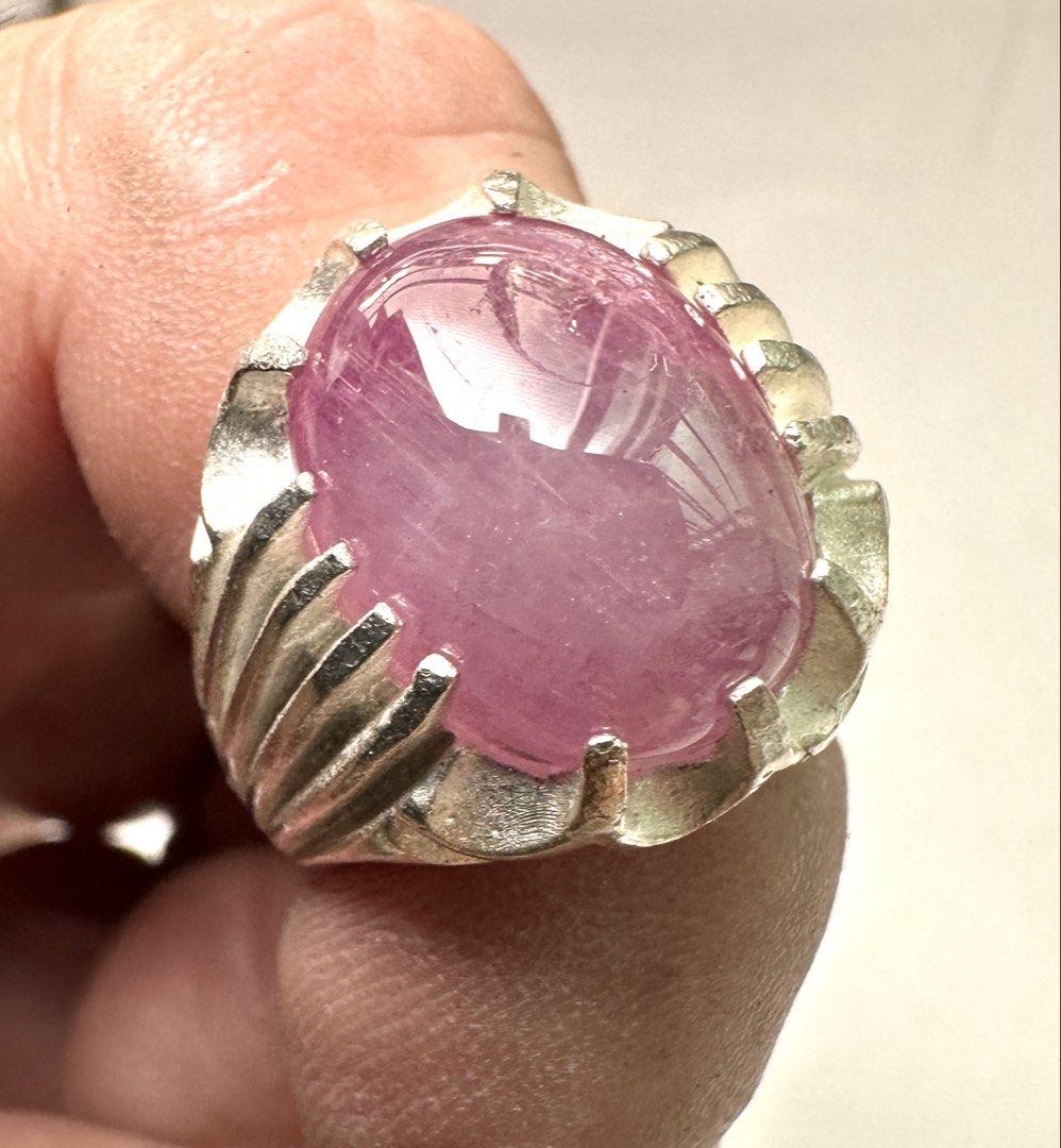 Ruby Silver Ring (Category: Rings) located in Singapore. Submitted by ynot (Listing ID 1467367095, Image 2). Description: .