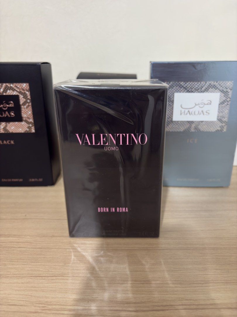 RUSH VALENTINO UOMO! SLIGHTLY NEGO (Category: Fragrance & Deodorants) located in Manila. Submitted by realshi_penguin (Listing ID 1467758621, Image 1). Description: Valentino Uomo Born In Roma Eau De Toilette. Size is 100ml. Still wrapped in original plastic seal. Never opened or sprayed. Box is in clean condition with bar code and batch details intact. Great fragrance for daily wear or gifting..