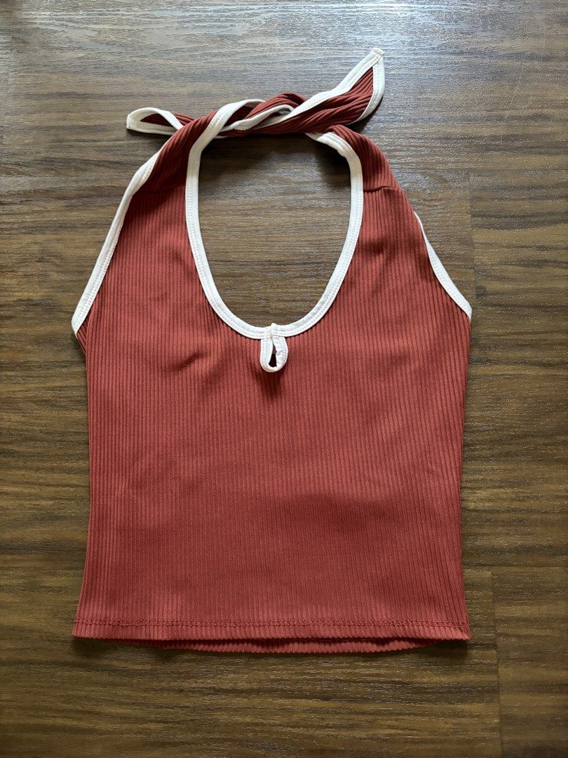 Rust Orange Ribbed Halter Crop Top (Category: Sleeveless) located in Quezon City. Submitted by snoopiii (Listing ID 1467679436, Image 1). Description: RFS: Decluttering Loc: QC.