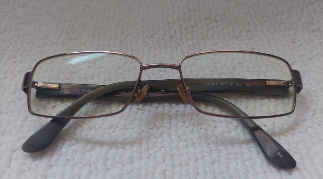 SaLvatore Ferragamo (Category: Luxury Accessories) located in Baguio. Submitted by sibvirgy40652 (Listing ID 1467623532, Image 1). Description: Salvatore Ferragamo eyeglasses made in Italy.