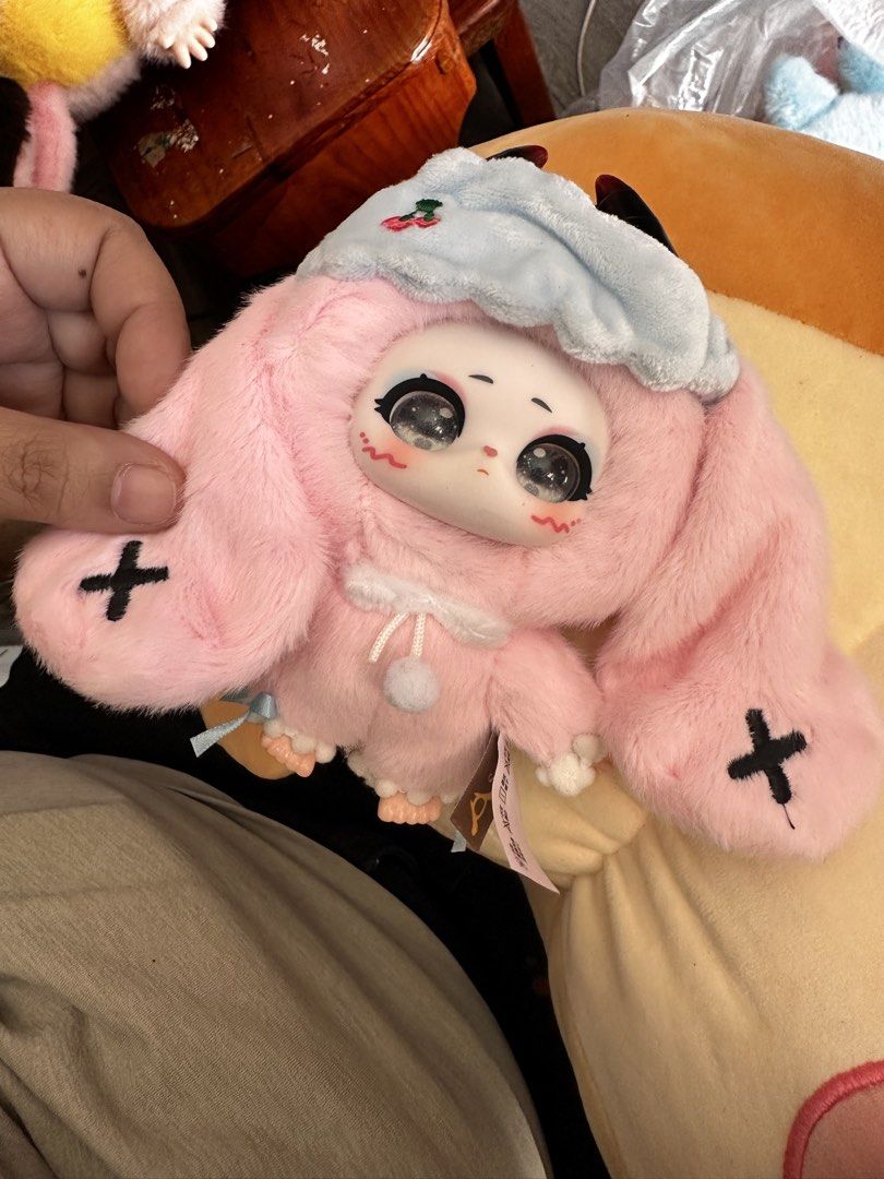 Samael Magic Wardrobe plush bag charm (Category: Plushies & Soft Toys) located in Baguio. Submitted by cherylcaps95 (Listing ID 1467659995, Image 2). Description: Like new.