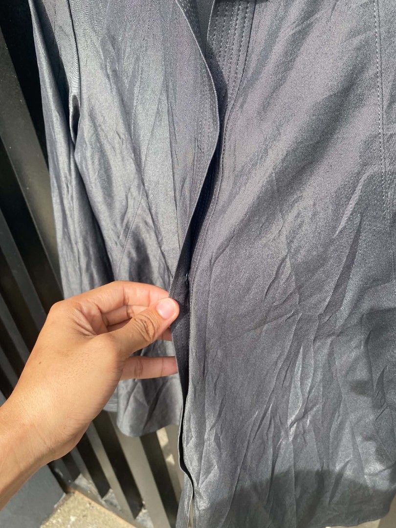 Samsara Gray Long Sleeve Button-Up Blouse (Category: Longsleeves) located in Manila. Submitted by louiseluch69680 (Listing ID 1467661241, Image 3). Description: - Brand: Samsara - 🇯🇵 made in Japan - Color: Gray - dimes 19.3x25.5 back 23 - Style: Long sleeve blouse with structured lapel collar - Details: Hidden button placket, button cuffs, and paneled stitching - Fabric: Smooth and comfortable - Condition: excellent, no issue and Great basic pi