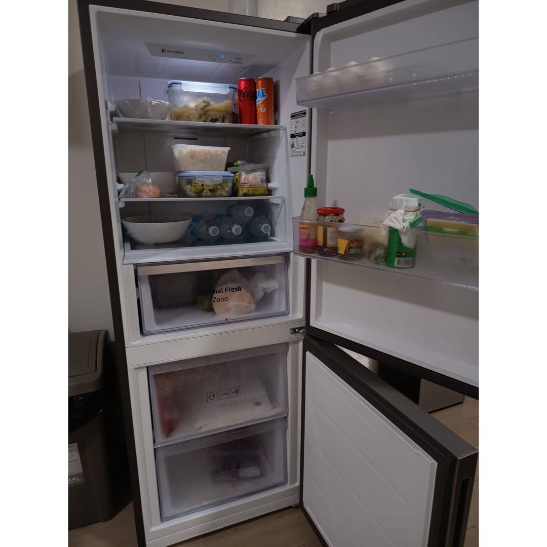 Samsung 2-Door Refrigerator - Bottom Freezer (Category: Refrigerators and Freezers) located in Rizal. Submitted by mariasdeclutteringshop (Listing ID 1467684885, Image 2). Description: Bought in June 2025 only. RFS: Moving out of the country. For pick up or delivery only on Nov 28 or 29. Payment can be installment until Nov 29 Features: * Samsung refrigerator * 2-door design with bottom freezer * Spacious refrigerator compartment with storage she