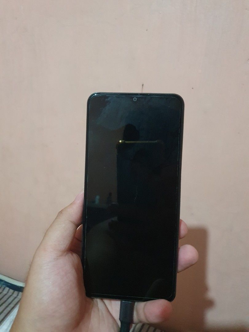 Samsung Galaxy A04s (Category: Samsung) located in Dinalupihan. Submitted by cappedout (Listing ID 1467765089, Image 2). Description: FOR SALE SAMSUNG GALAXY A04S 128GB 90HZ ISSUE: NAKALUBOG NA POWER BUTTON AND VOLUME BUTTON BUT ITS STILL WORKING 1500 nalang.