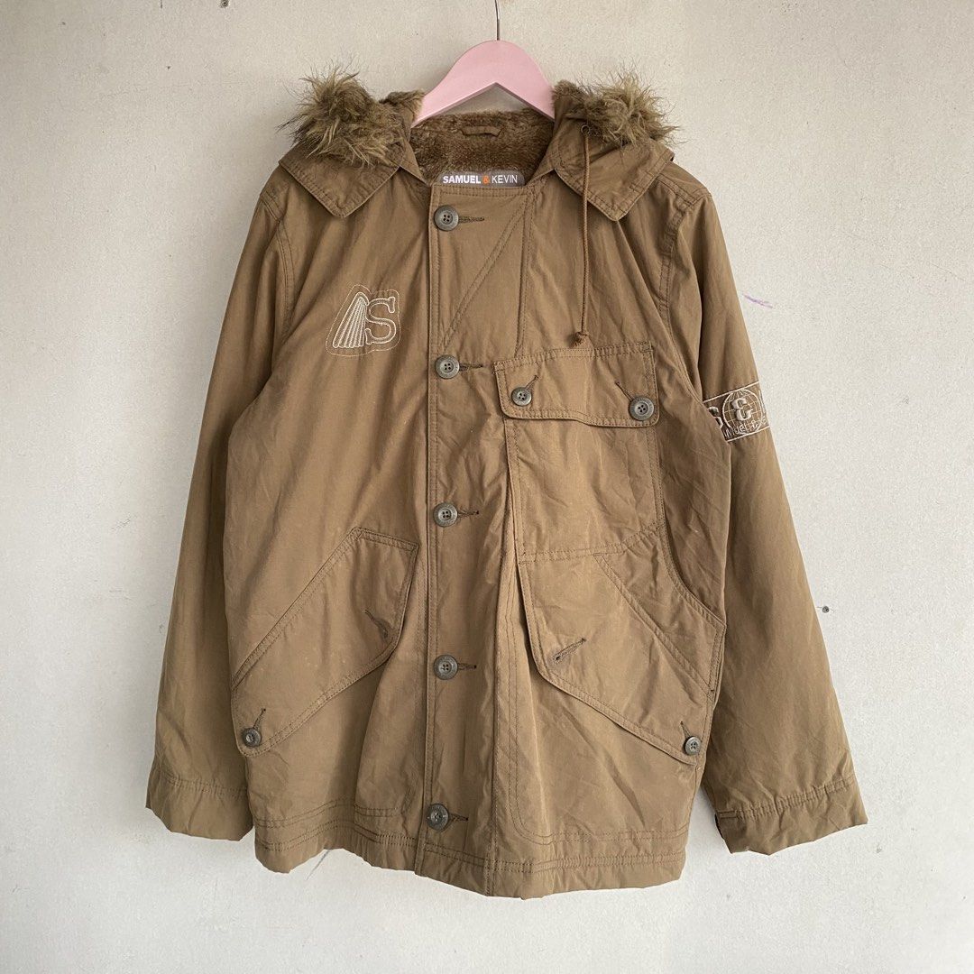 SAMUEL & KEVIN UTILITY WINTER PARKA JACKET (Category: Coats, Jackets and Outerwear) located in Cebu City. Submitted by kklez (Listing ID 1467695778, Image 1). Description: SMALL ON TAG FITS MEDIUM 22 x 27 EXCELLENT CONDITION DETACHABLE HOOD .