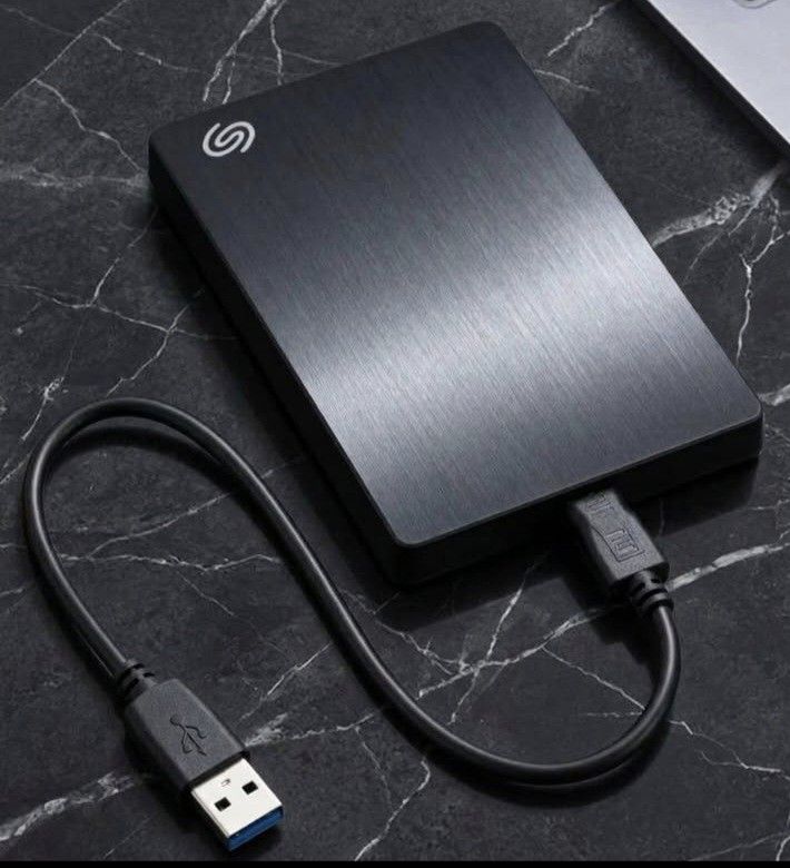 Seagate 2TB Portable Backup Drive (Category: Hard Disks & Thumbdrives) located in Bayugan. Submitted by john_daniels (Listing ID 1467624947, Image 1). Description: Selling a Seagate Backup Plus Portable Drive in great condition. Perfect for expanding your laptop storage or keeping system backups. Condition: Lightly used / 100% health tested / Already reformatted clean..