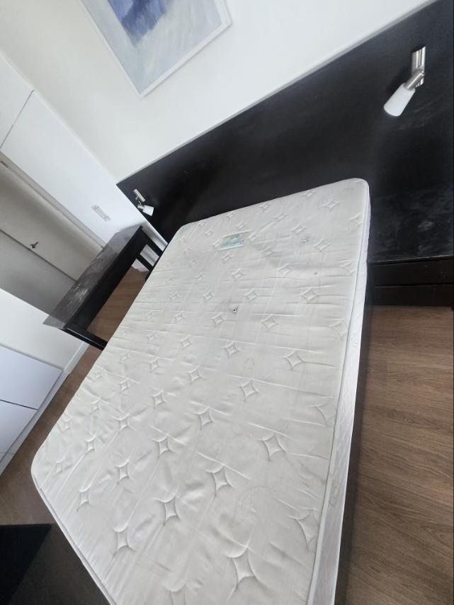 SECONDHAND URATEX KING SIZE MATTRESS WITH BED FRAME FOR SALE (Category: Bed Frames & Mattresses) located in Rizal. Submitted by morteebrand (Listing ID 1467730268, Image 2). Description: King size mattress with bed frame for sale.