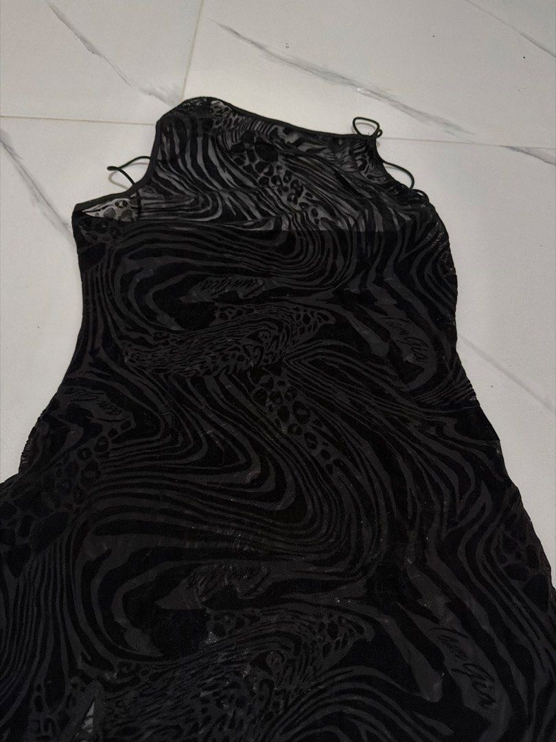 See-through dress (swipe for when worn) (Category: Evening dresses & gowns) located in Las Pinas. Submitted by gmonteros (Listing ID 1467678535, Image 2). Description: .