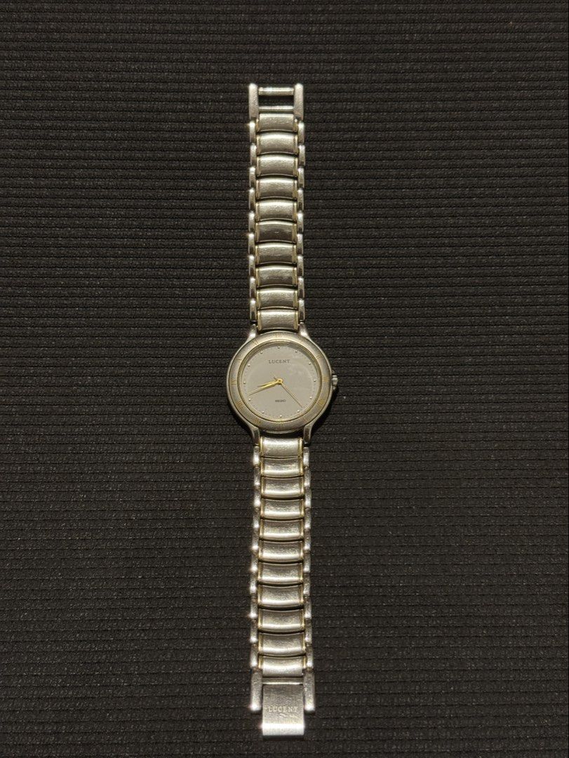 seiko lucent two tone watch (Category: Men's Watches) located in Manila. Submitted by steal4days (Listing ID 1467683941, Image 1). Description: fits up to 7 inch wrist.