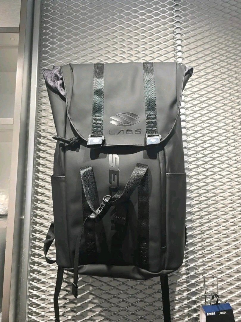 Selkirk Labs Pickleball Backpack—Premium. Functional. Unisex. (Category: Racket and Ball Sports) located in Trece Martires City. Submitted by rarestone_90786e (Listing ID 1467809884, Image 1). Description: Selkirk Labs Pickleball Backpack—Premium. Functional. Unisex. ✨.