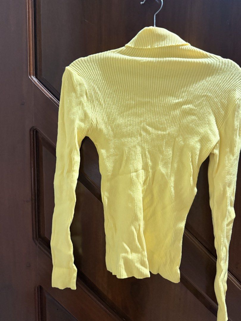 SHEIN Yellow Ribbed Turtleneck Sweater Size S (Category: Longsleeves) located in Mandaluyong City. Submitted by riz_040521 (Listing ID 1467670296, Image 2). Description: - Brand: SHEIN - Color: Bright yellow - Size: S (EU 36, US 4) - Material: Polyester, viscose, and polyamide blend - Style: Ribbed knit, long sleeves, turtleneck - Condition: Great basic piece, perfect for layering.