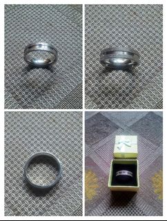 (Category: ) located in . Submitted by roxer_collection (Listing ID 1467782495, Image 1). Description: .