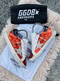 (Category: ) located in . Submitted by sneakersniper2.0 (Listing ID 1467775598, Image 1). Description: .