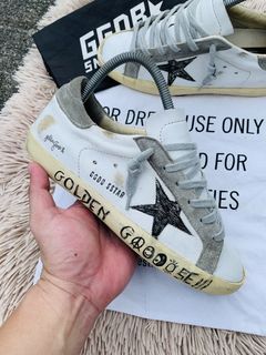 (Category: ) located in . Submitted by sneakersniper2.0 (Listing ID 1467782604, Image 1). Description: .