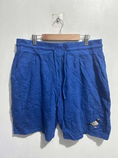 (Category: ) located in . Submitted by thrift_finds_739 (Listing ID 1467685096, Image 1). Description: .