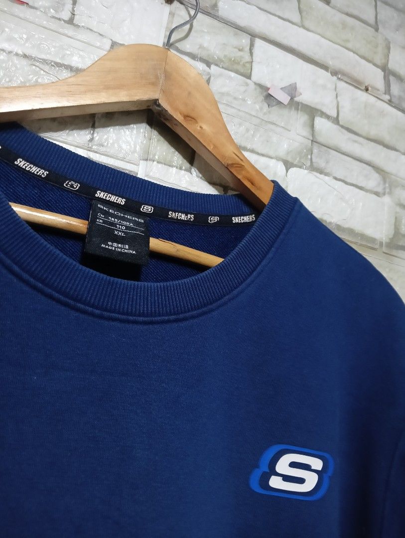 Skechers Pullover (Category: Coats, Jackets and Outerwear) located in Manila. Submitted by 322thriftshop (Listing ID 1467831726, Image 2). Description: SKECHERS PULLOVERM • L'28.5 x W'24 • SIZE: XL •COLOR RATE: 9.8/10 •CONDITION: AS NEW.