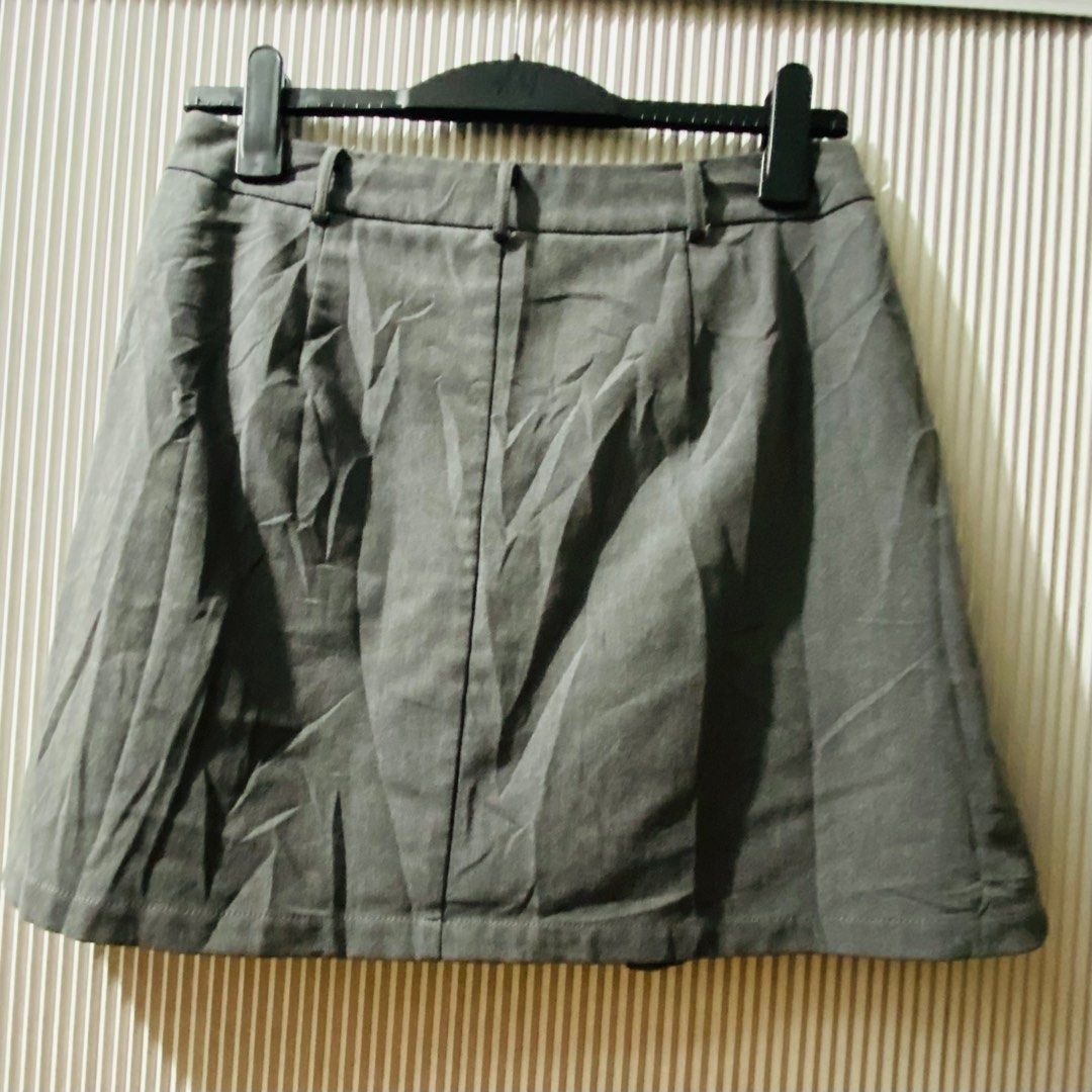 Skorts (Category: Shorts) located in Quezon City. Submitted by hirono18 (Listing ID 1467712313, Image 1). Description: .
