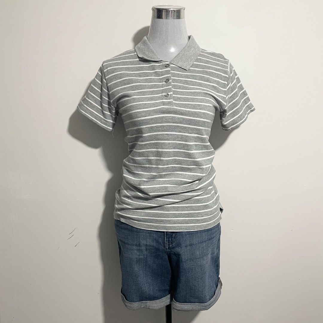 S-M Gray Stripes Shirt (Category: Shirts) located in Bacolor. Submitted by chicn_classy (Listing ID 1467748855, Image 1). Description: .